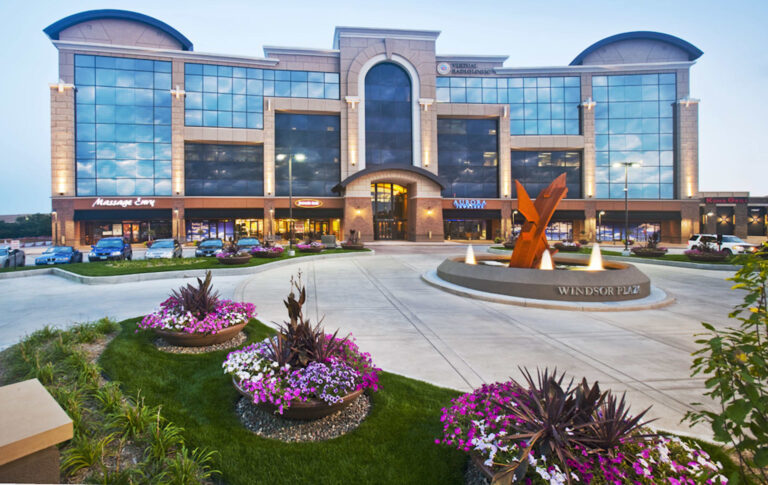 Modern-Dentistry-in-Eden-Prairie-181459